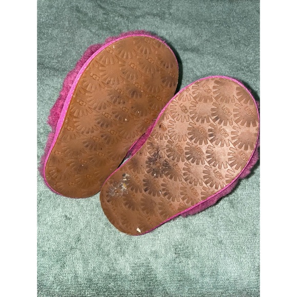 Fluff Yeah Slides Toddler - Picture 3 of 3